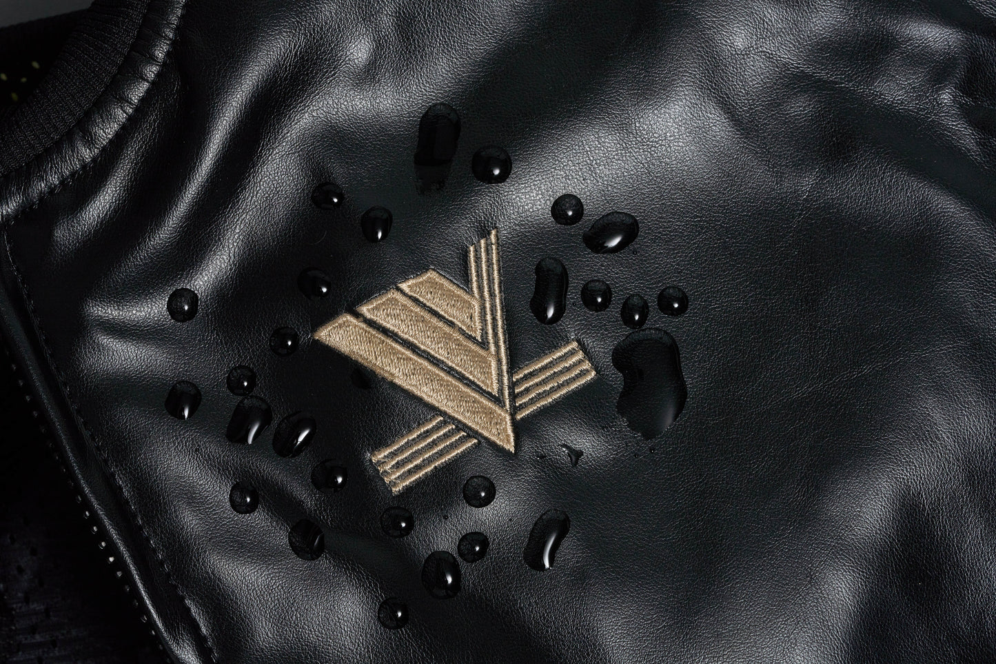 Kevlar Anzug Schwarz